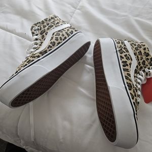 Vans platform women 7 NWT